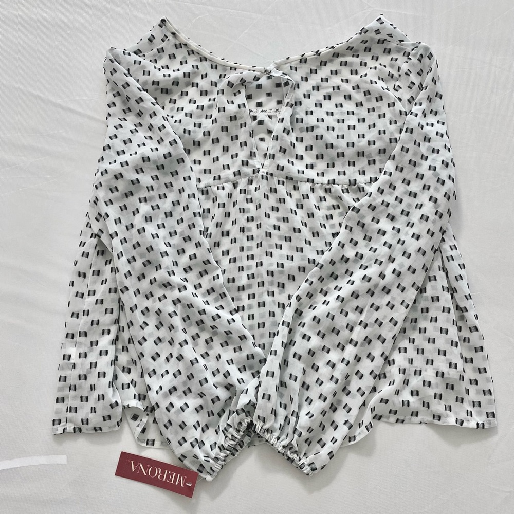 (NWT) MERONA flowy blouse